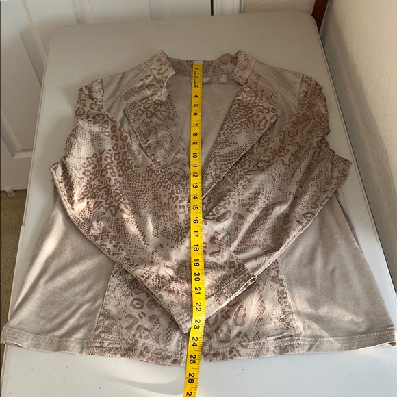 Chico's Beige Leopard Print Blazer Size 2 - Picture 9 of 15